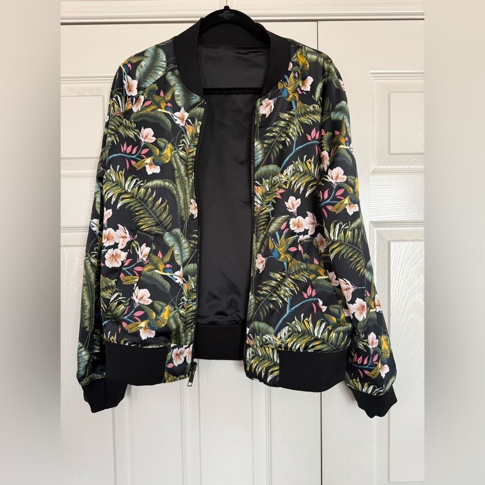 Men’s Black Polyester reversible H&M Bomber Jacket - Picture 4 of 7
